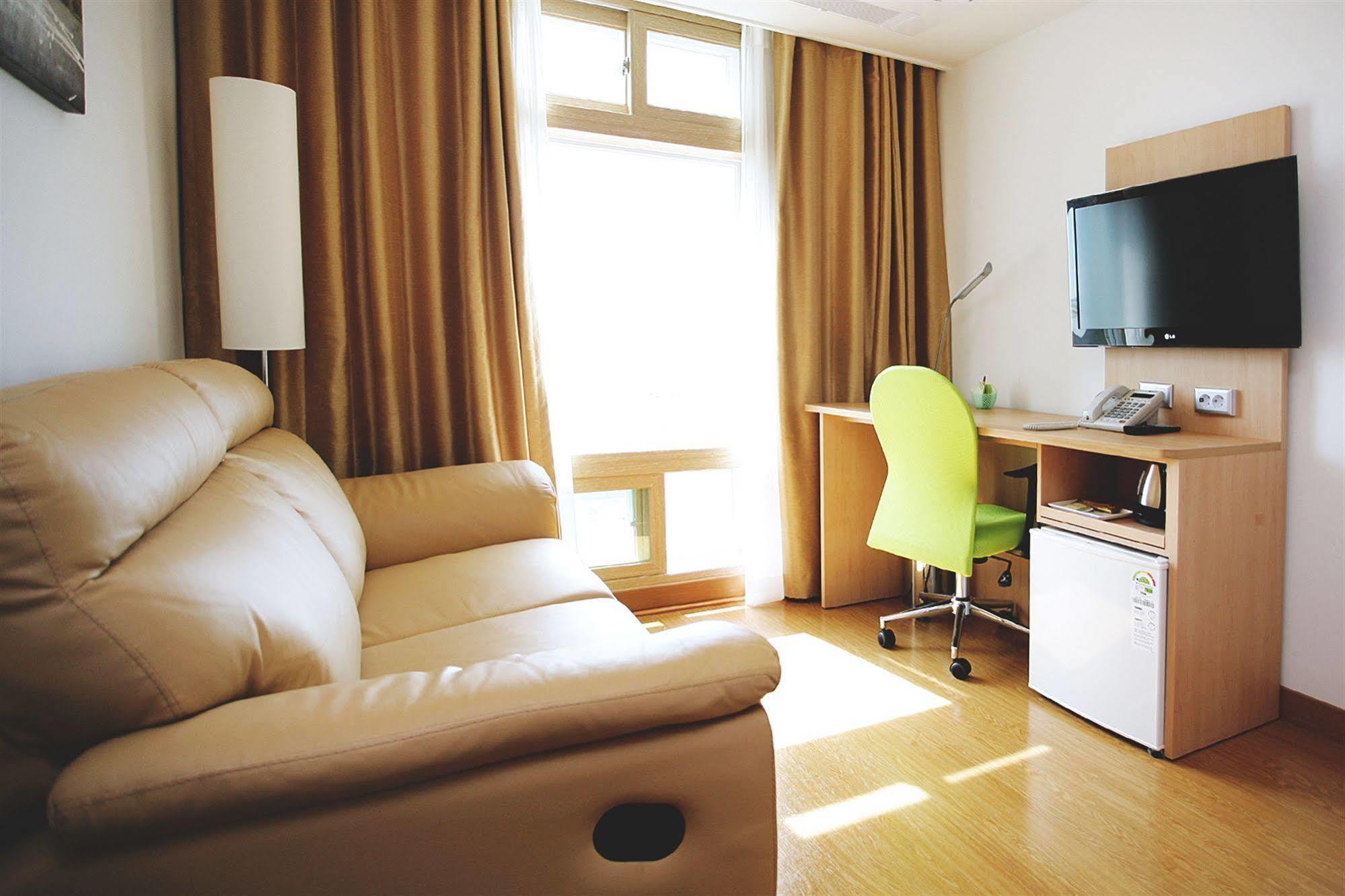 Gunsan Apple Tree Hotel Exterior foto